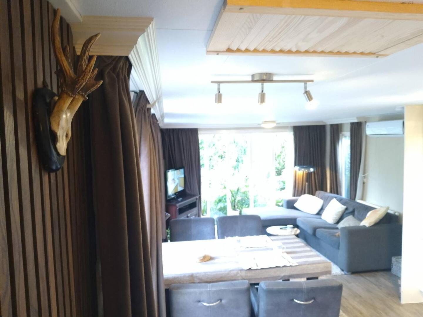 Chalet Op De Veluwe 푸텐 외부 사진